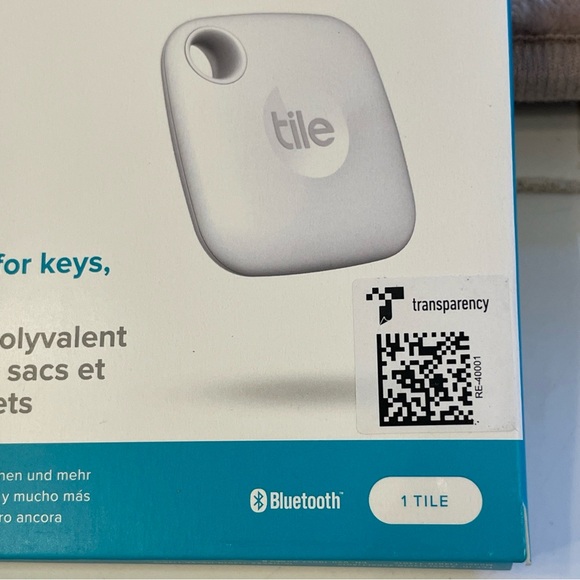 Tile Mate - Model T9001 1 - Bluetooth Tracker, Keys Finder and Item Locator NEW - Picture 5 of 9